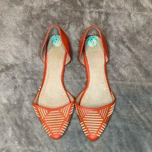 Point flat shoes